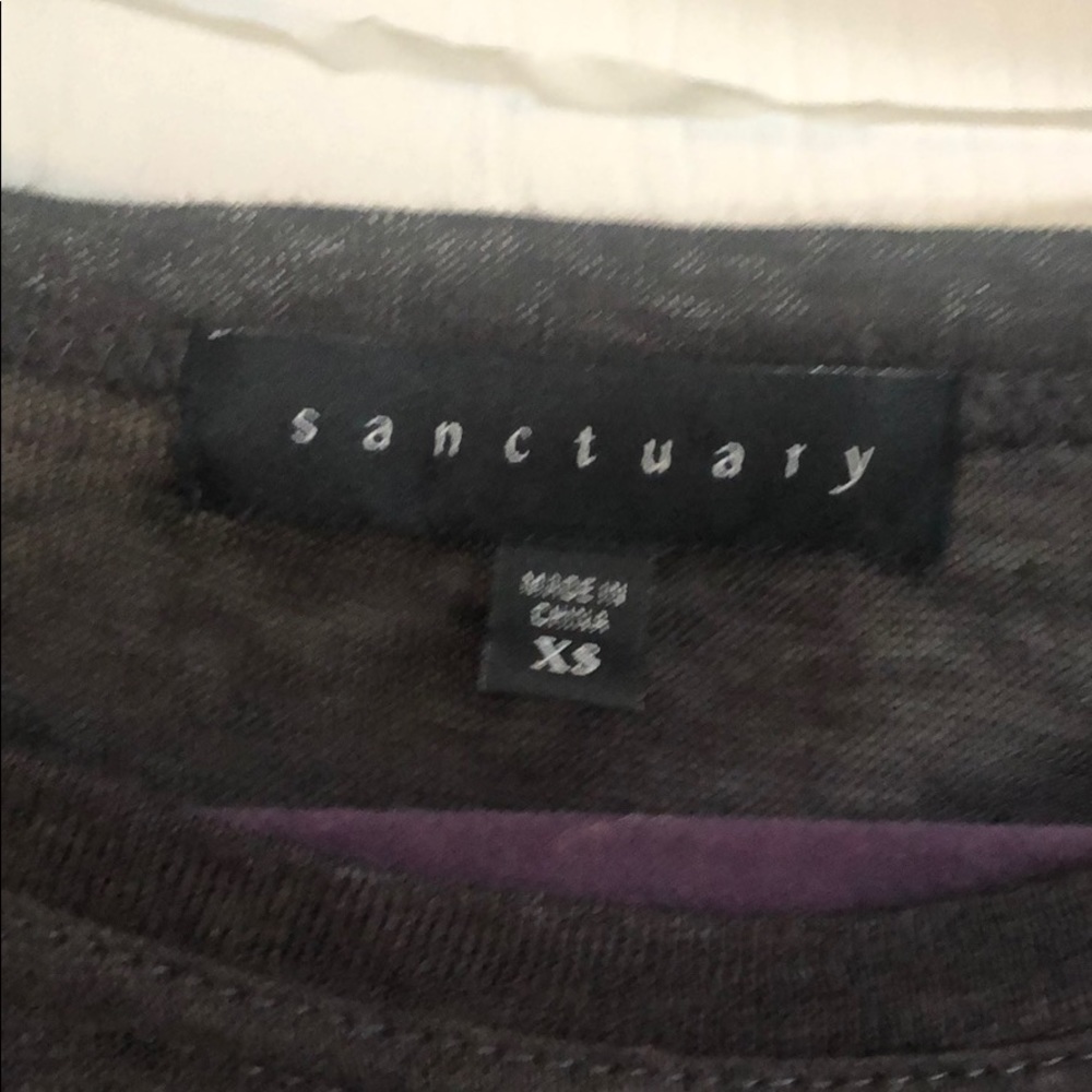 Sanctuary 100% linen shirt with rips/holes - Picture 3 of 4